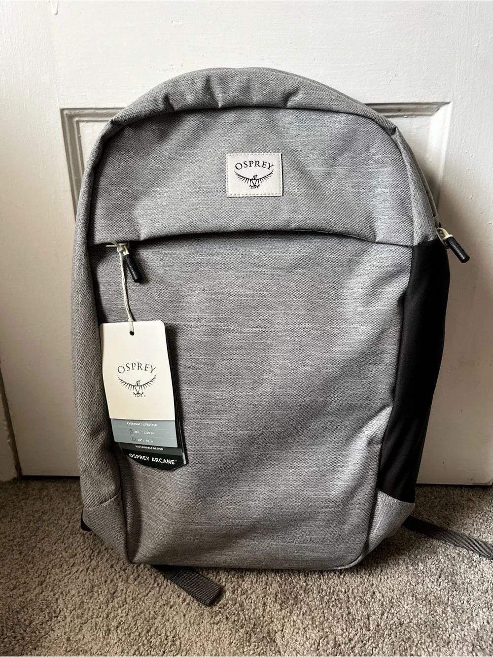 BNWT - Osprey Arcane Urban Grey Everyday Backpack
